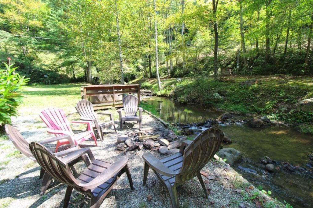 فيلا مدينة كليرمونتفي Creekside 1920'S Farmhouse المظهر الخارجي الصورة