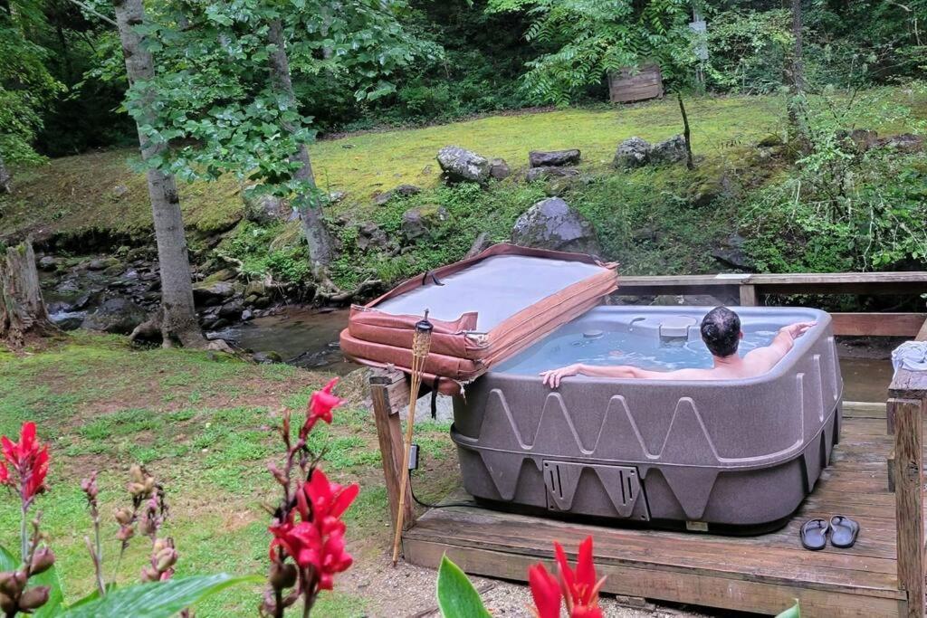 فيلا مدينة كليرمونتفي Creekside 1920'S Farmhouse المظهر الخارجي الصورة