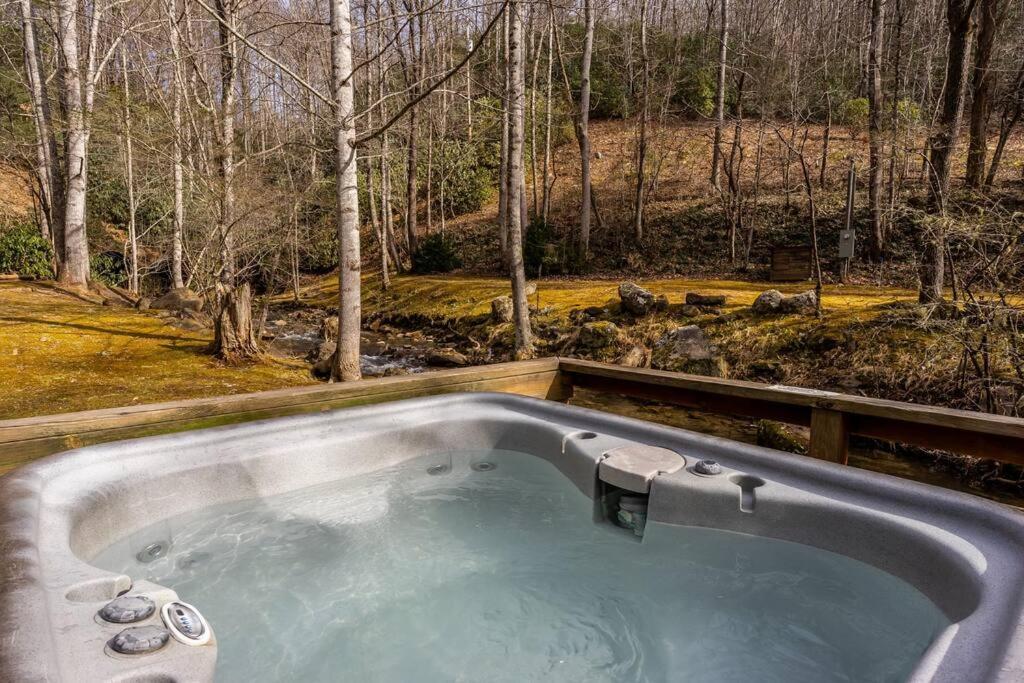 فيلا مدينة كليرمونتفي Creekside 1920'S Farmhouse المظهر الخارجي الصورة